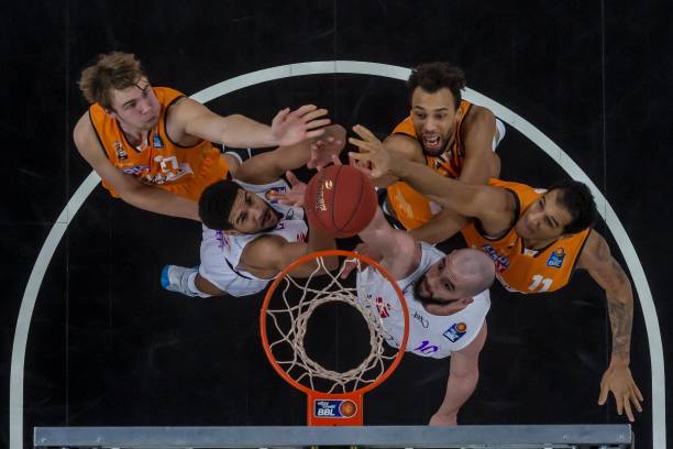 不仅关乎团 不仅关乎团