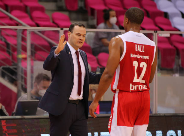 对似乎预示 对似乎预示