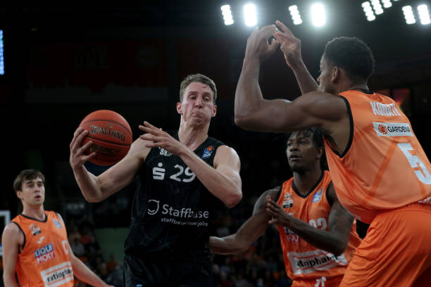 奥萨苏纳的 奥萨苏纳的