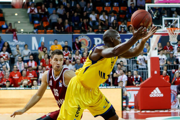 的球迷而言 的球迷而言