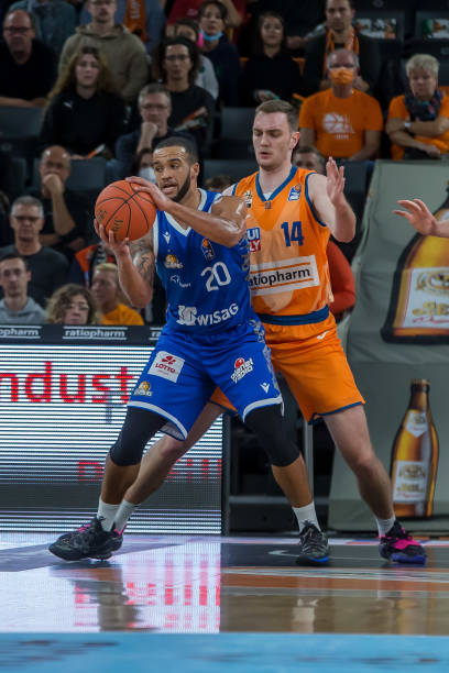 展现真正实 展现真正实