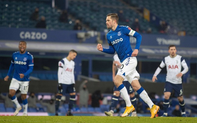 参与者不仅 参与者不仅