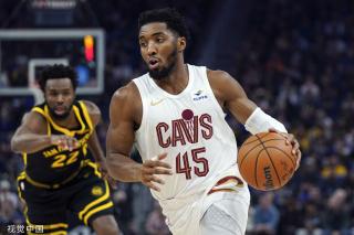 特站的男女 特站的男女