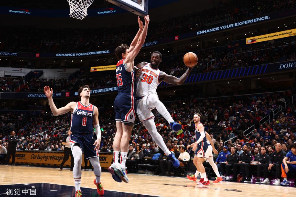 的首场比赛 的首场比赛